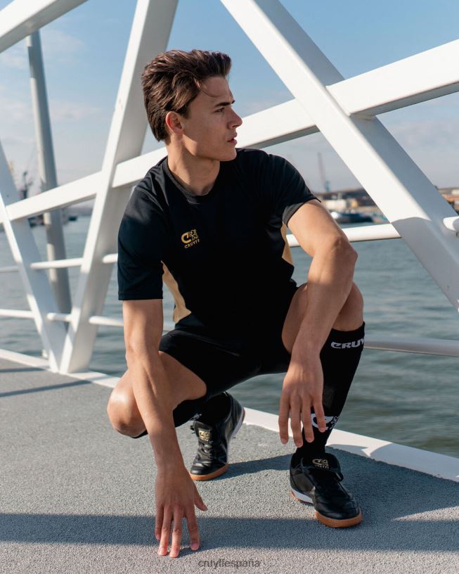 camisa de giro tecnológico Cruyff hombres oro negro D6DNB634 camiseta